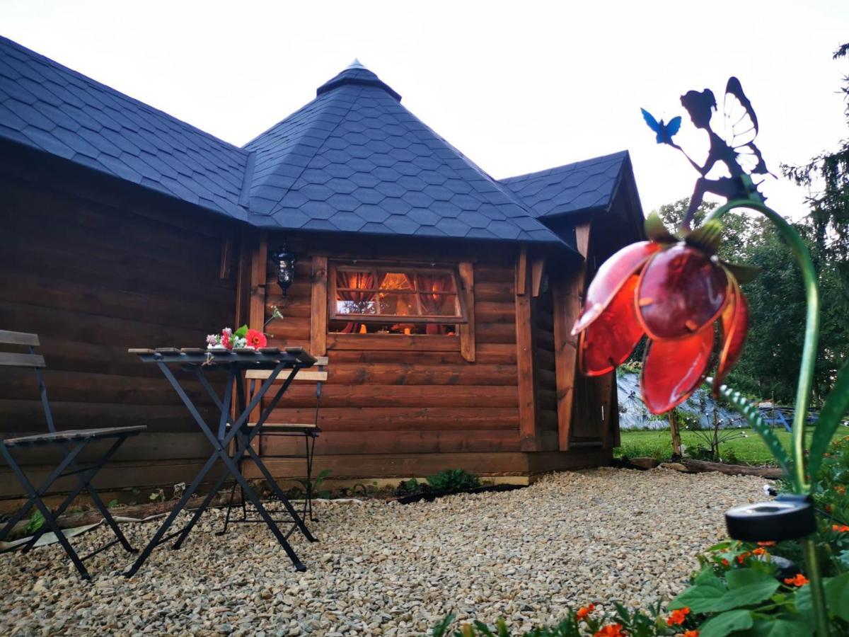 La Cabane Du Nuton Ardennais Tournes Exterior photo